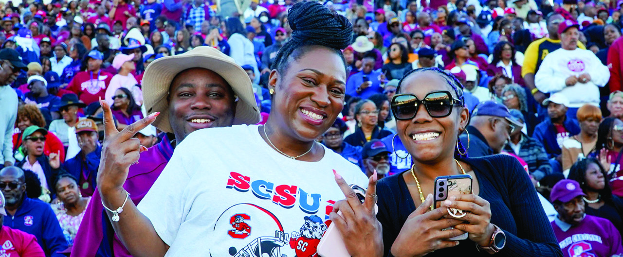 SC State alumni and supporters celebrating during Homecoming